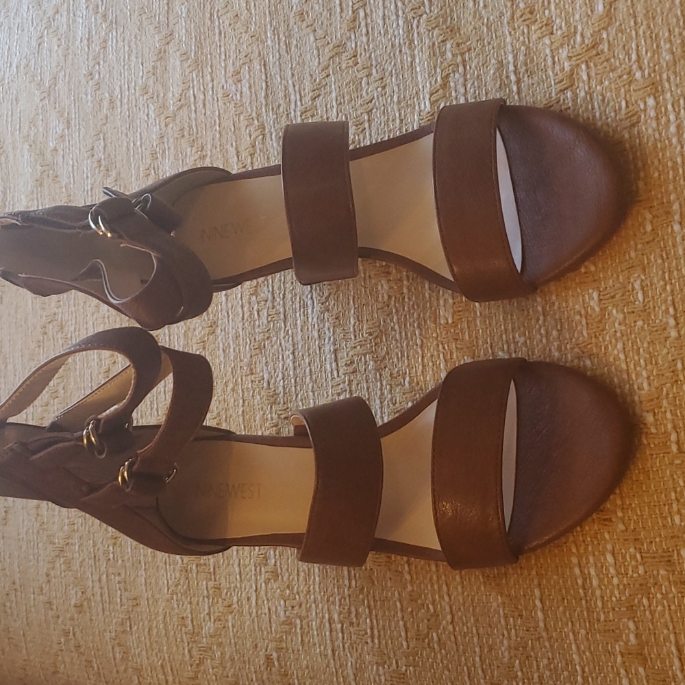 Nine west wedge sandals 9 1/2